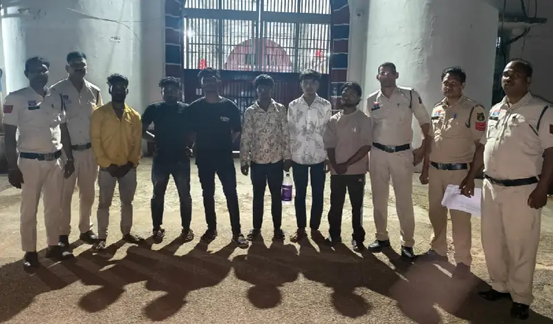 गणेश उत्सव से पहले कोरबा पुलिस का बड़ा अभियान, कतता दिखाने वाला आरोपी गिरफ्तार; 40 लीटर महुआ शराब जब्त