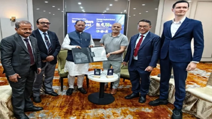 सिंगापुर में छत्तीसगढ़ को मिले 43 हजार करोड़ के निवेश प्रस्ताव, एनर्जी कैपिटल तैयार करेगी100 मेगावाट की क्षमता वाला एआई डेटा सेंटर