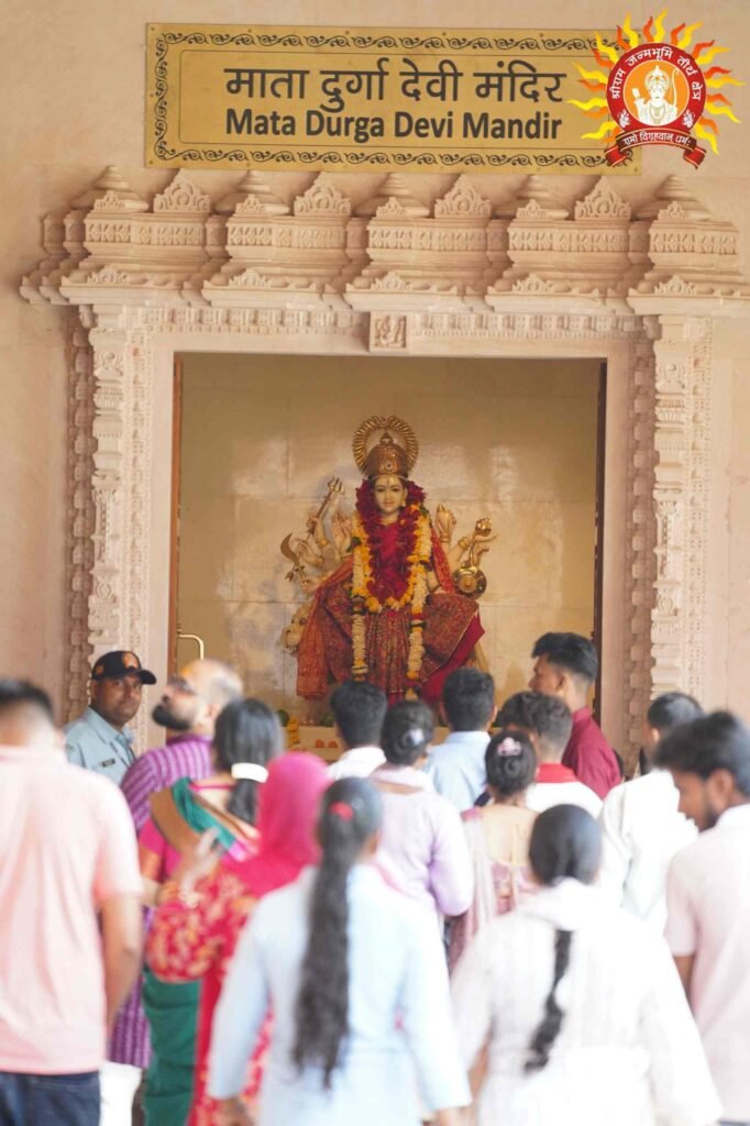 तीर्थ क्षेत्र में हुआ स्कंदमाता का पूजन नवरात्र पर ,अयोध्या आने वाले श्रद्धालुओं की बढ़ी भीड़