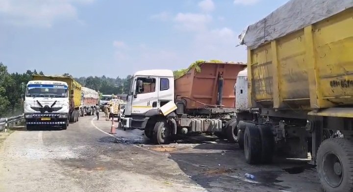 मदनपुर घाट में जाम पर NHAI के खिलाफ कार्रवाई, न्यायालय में परिवाद दायर